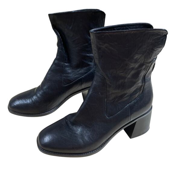 Kelsi Dagger Brooklyn Island Black Leather Booties Women's Size 7.5 NWOB - Picture 2 of 7